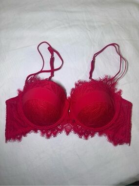 Undiz Lace Push-Up Bra in Deep Red